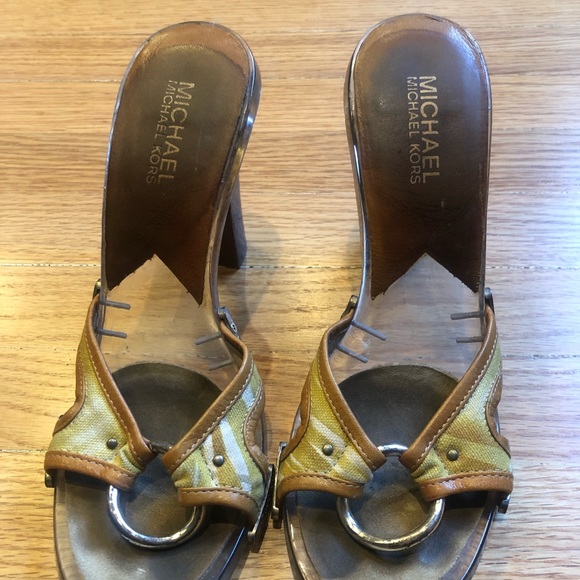 Michael Kors Clear Heel! - Picture 2 of 4